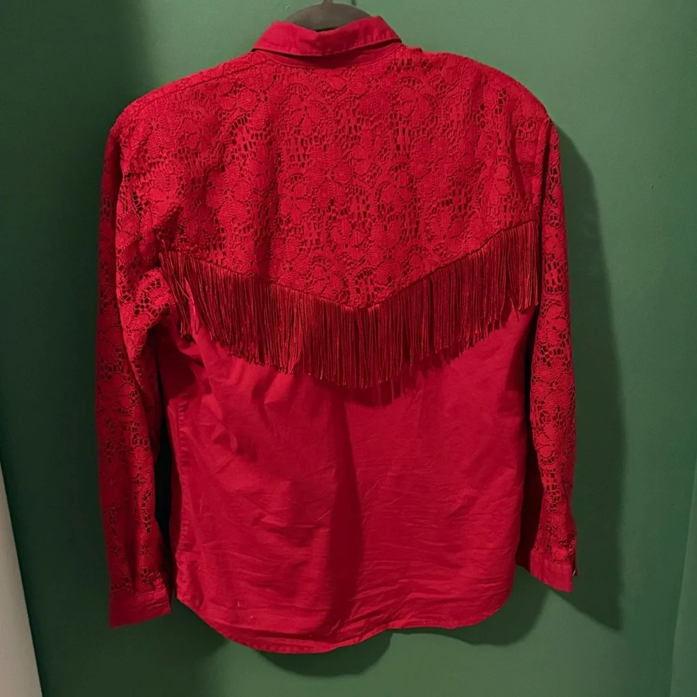 Red Western Lace Fringe Button-Up Shirt - Picture 3 of 3